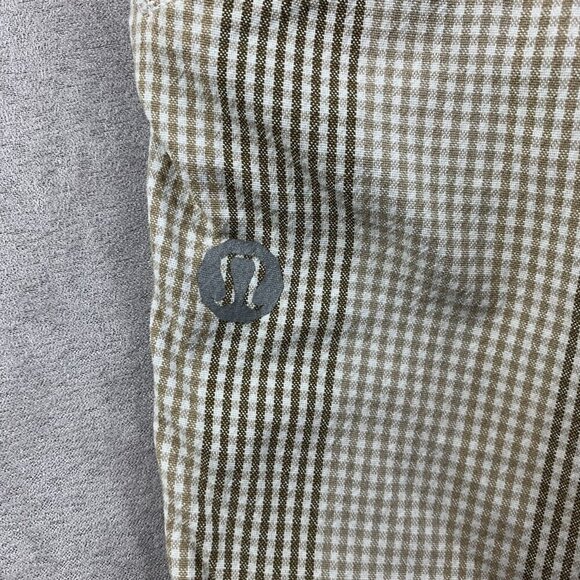 Lululemon Mens Shorts 36 Beige White Plaid Chino Nylon Spandex Stretch 9" Inseam - Picture 7 of 7